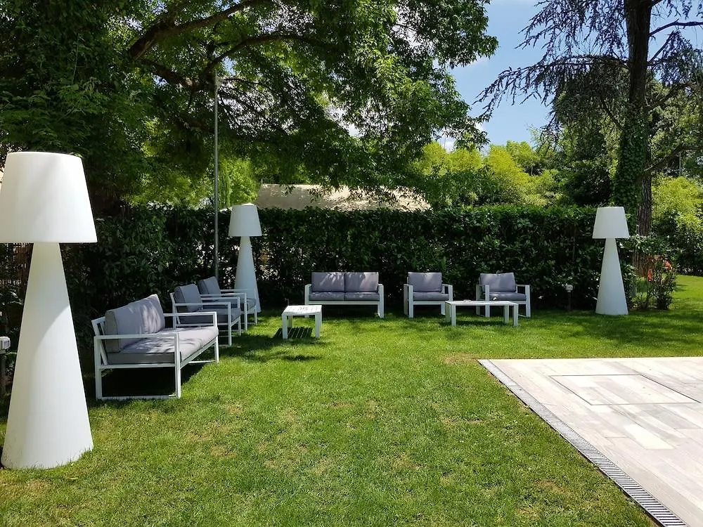 Hotel Hambros - Capannori