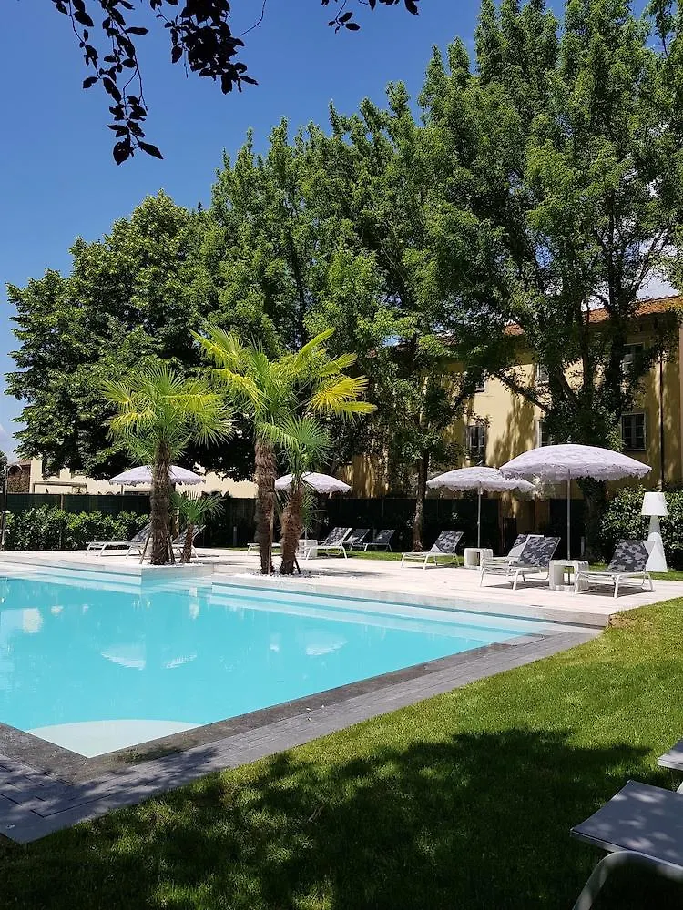 Hotel Hambros - Capannori 4*,
